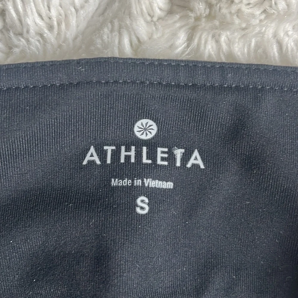 Athleta Black Cropped wide leg Leggings yoga woman’s size‎ small - Picture 2 of 6